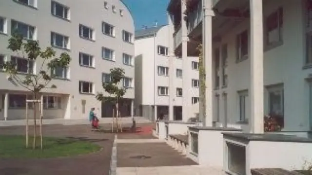 Frauen-Werk-Stadt I