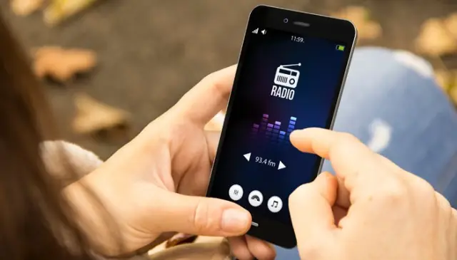 What Is Online Radio