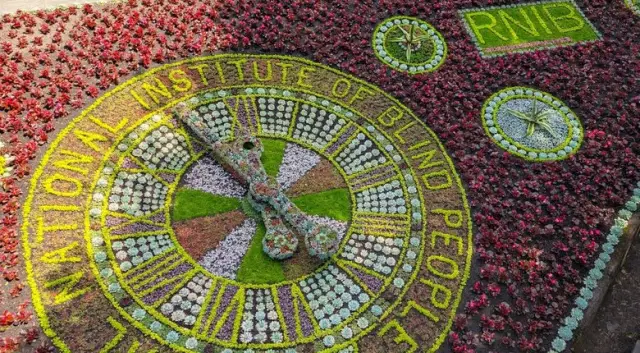Edinburghs Iconic Floral Clock Celebrates 200 Years Of Braille